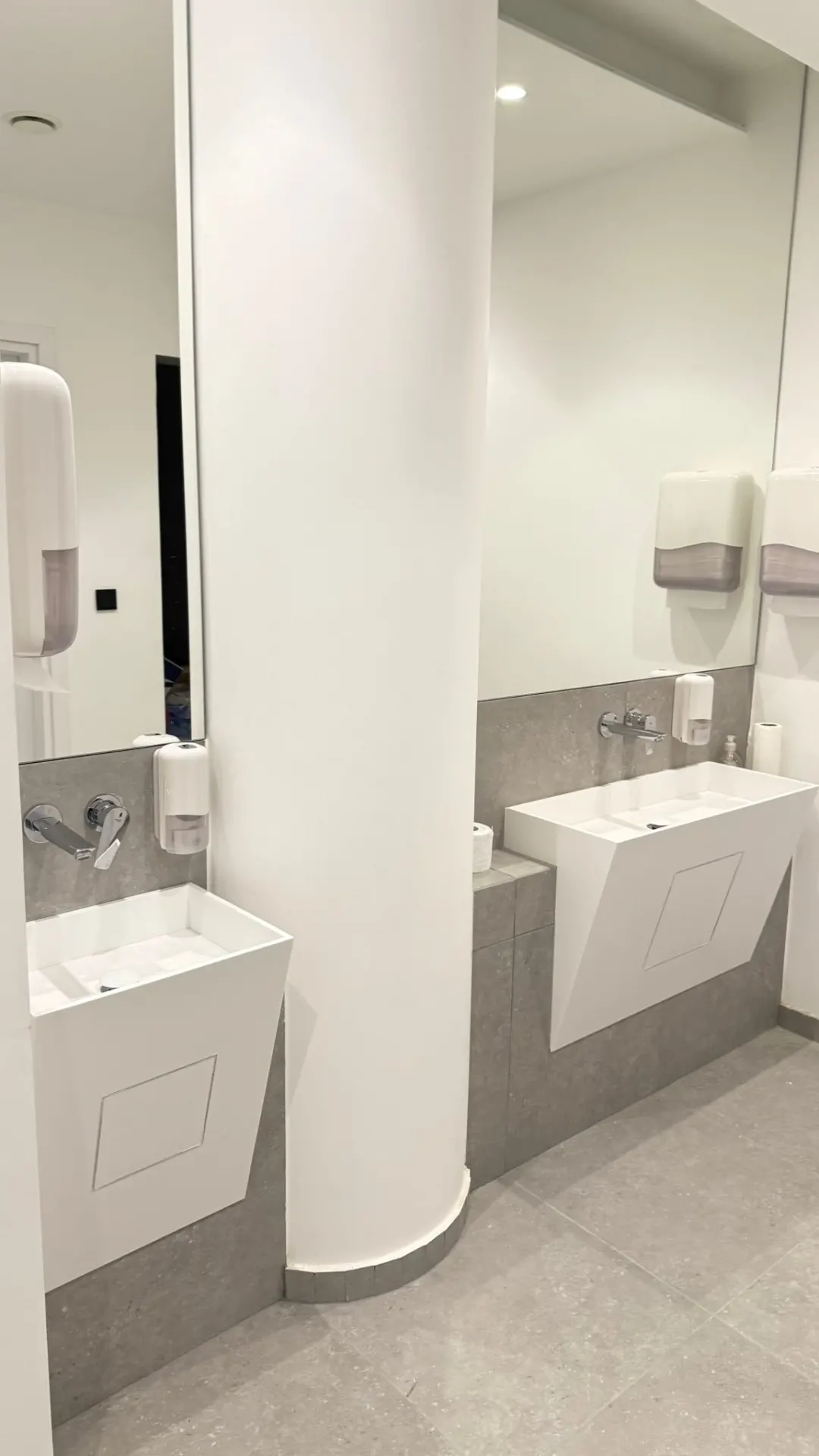 Έπιπλα WC — Άγγελος Αδάμου & Υιοί ΛΤΔ