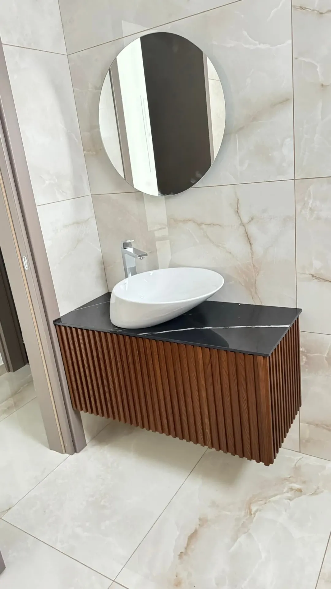 Έπιπλα WC — Άγγελος Αδάμου & Υιοί ΛΤΔ