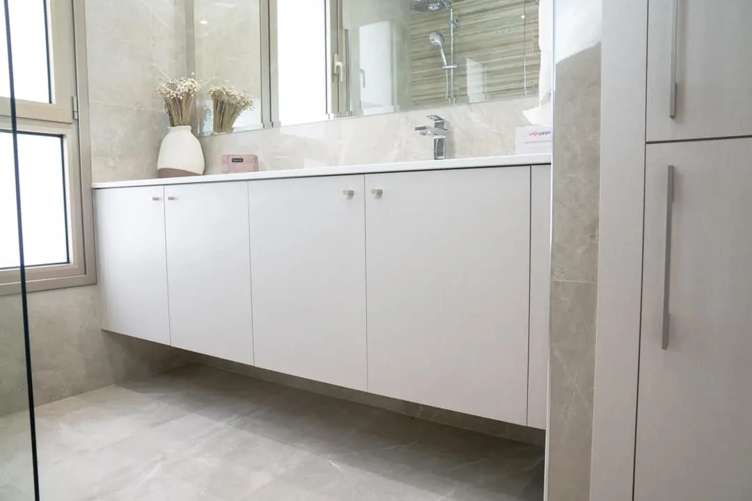 Έπιπλα WC — Άγγελος Αδάμου & Υιοί ΛΤΔ