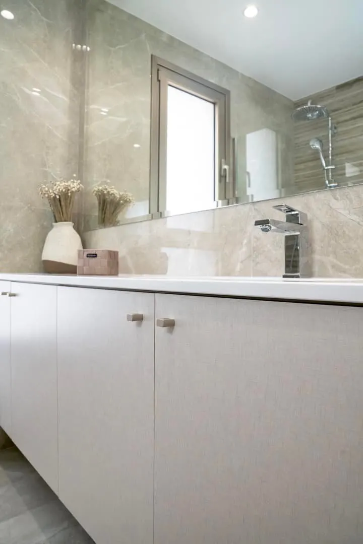 Έπιπλα WC — Άγγελος Αδάμου & Υιοί ΛΤΔ