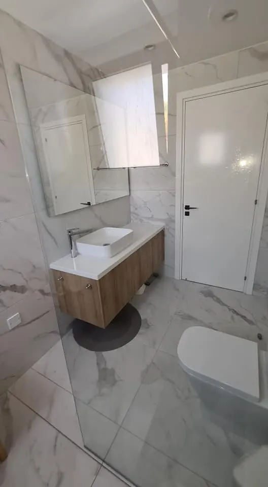 Έπιπλα WC — Άγγελος Αδάμου & Υιοί ΛΤΔ