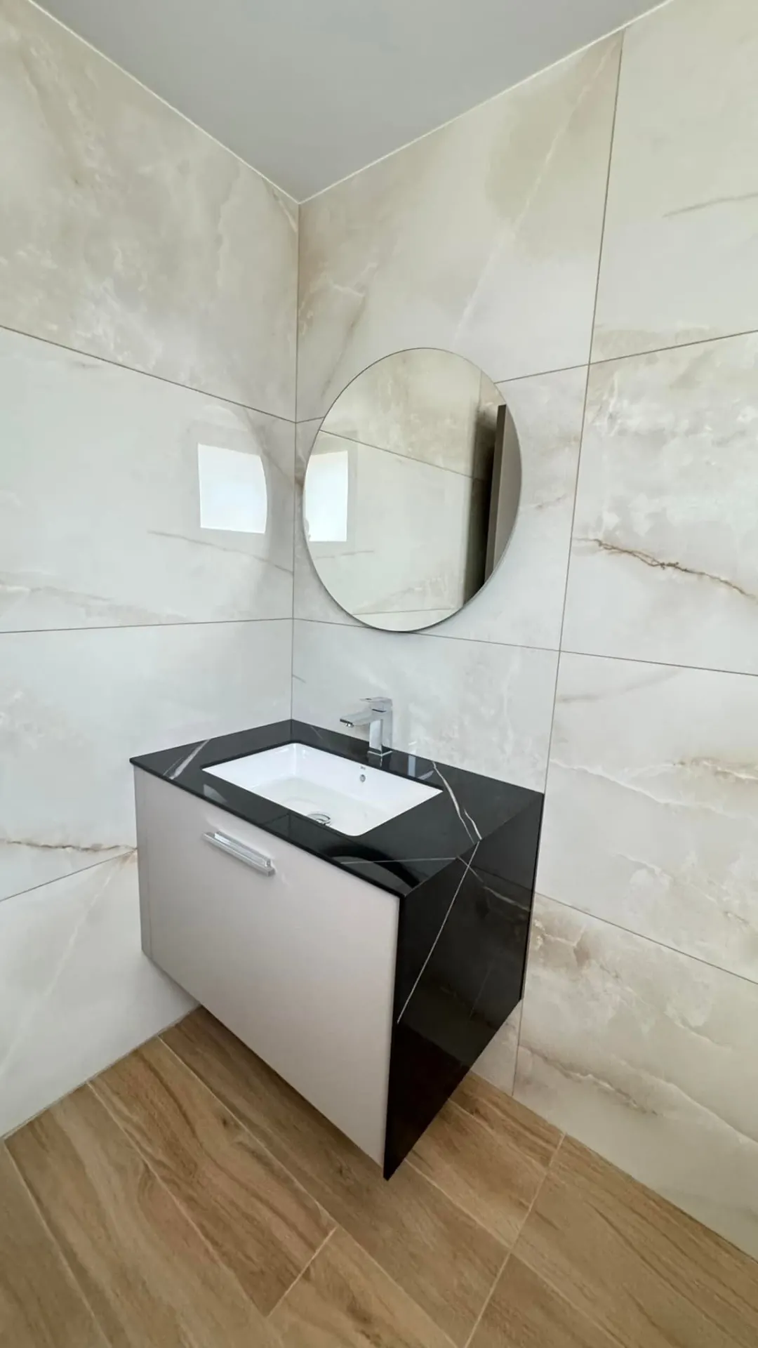 Έπιπλα WC — Άγγελος Αδάμου & Υιοί ΛΤΔ