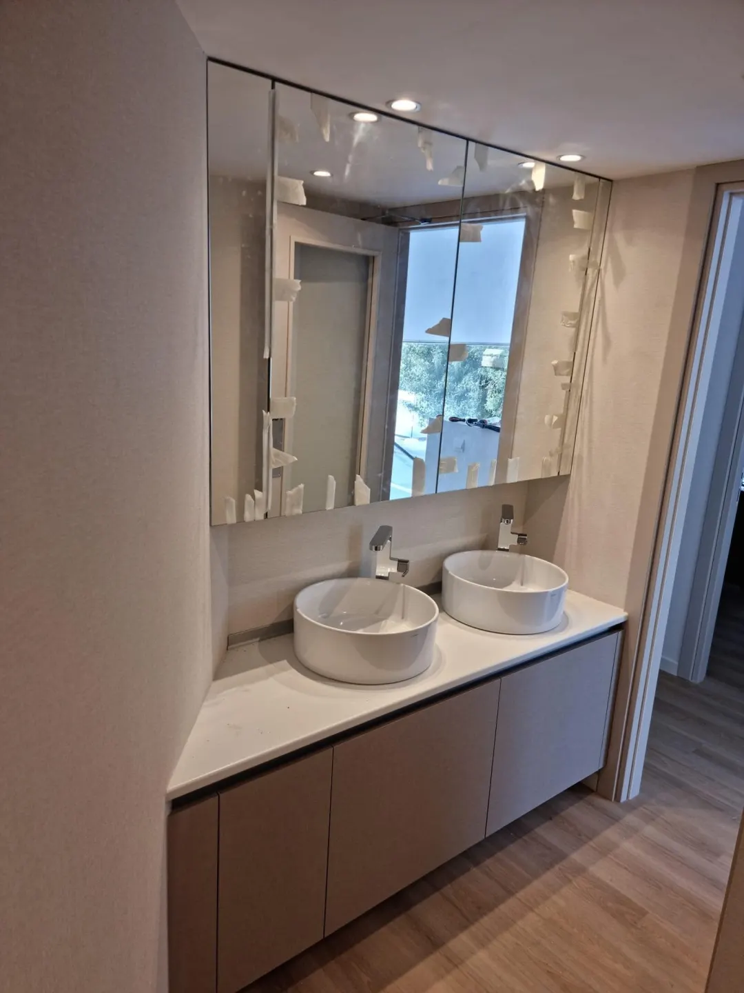 Έπιπλα WC — Άγγελος Αδάμου & Υιοί ΛΤΔ