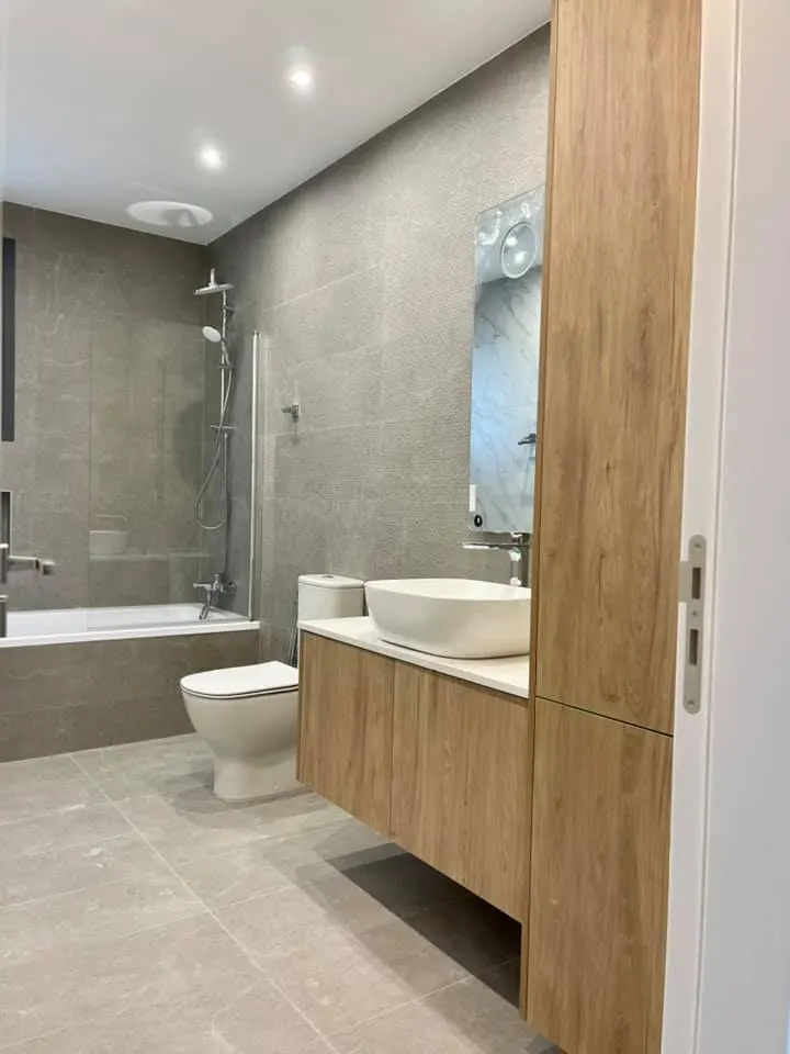 Έπιπλα WC — Άγγελος Αδάμου & Υιοί ΛΤΔ