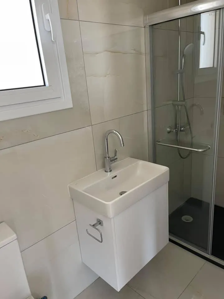 Έπιπλα WC — Άγγελος Αδάμου & Υιοί ΛΤΔ