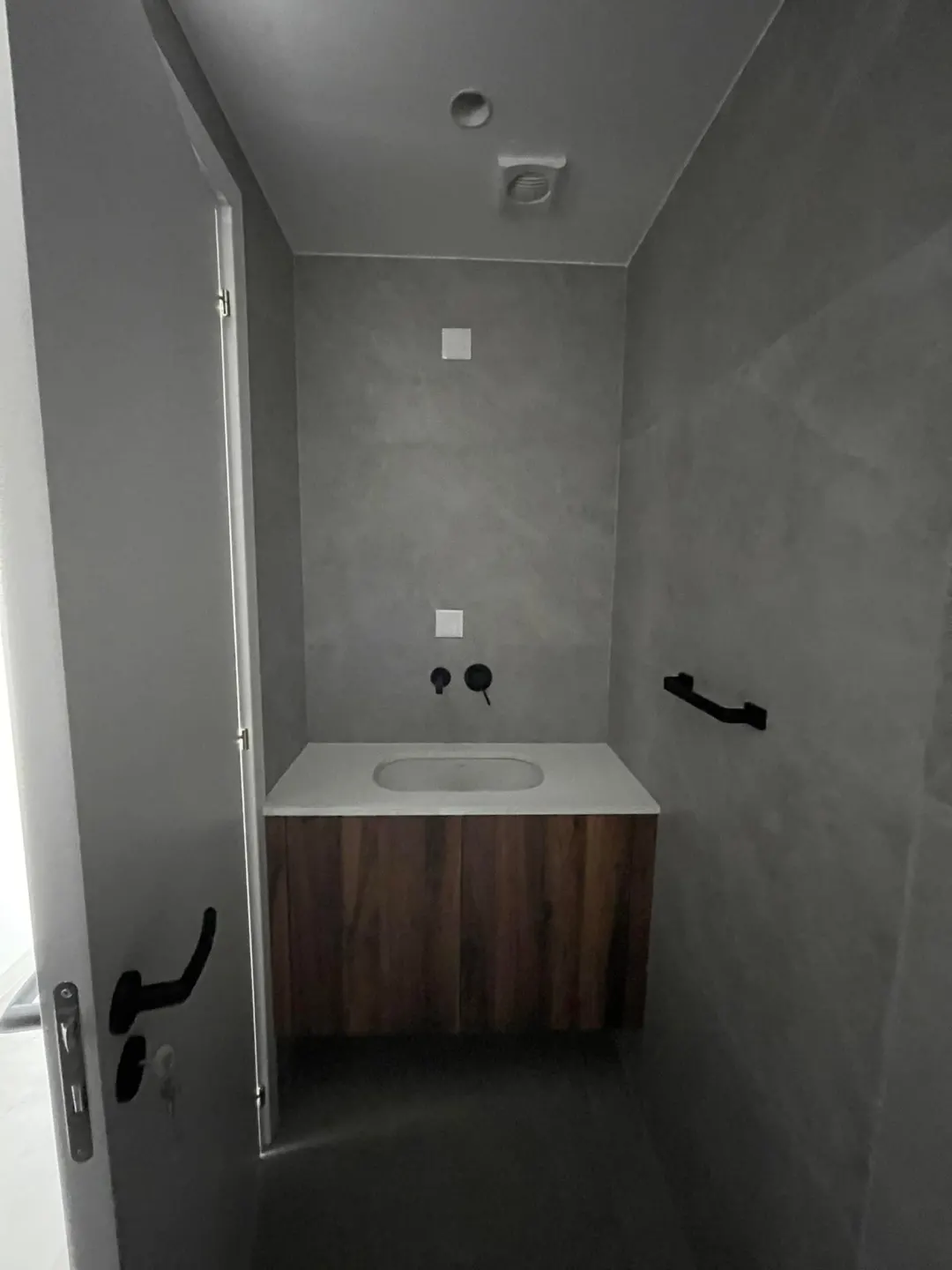 Έπιπλα WC — Άγγελος Αδάμου & Υιοί ΛΤΔ