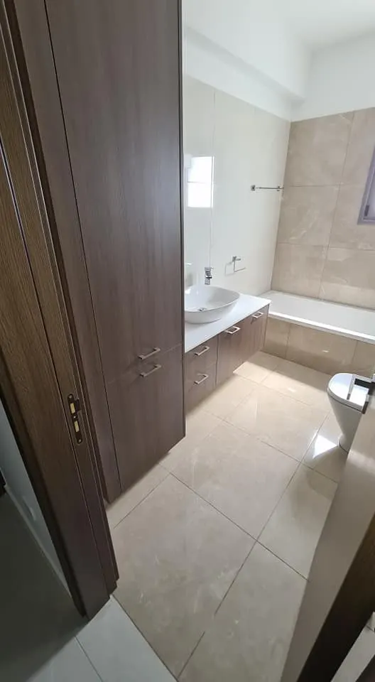 Έπιπλα WC — Άγγελος Αδάμου & Υιοί ΛΤΔ