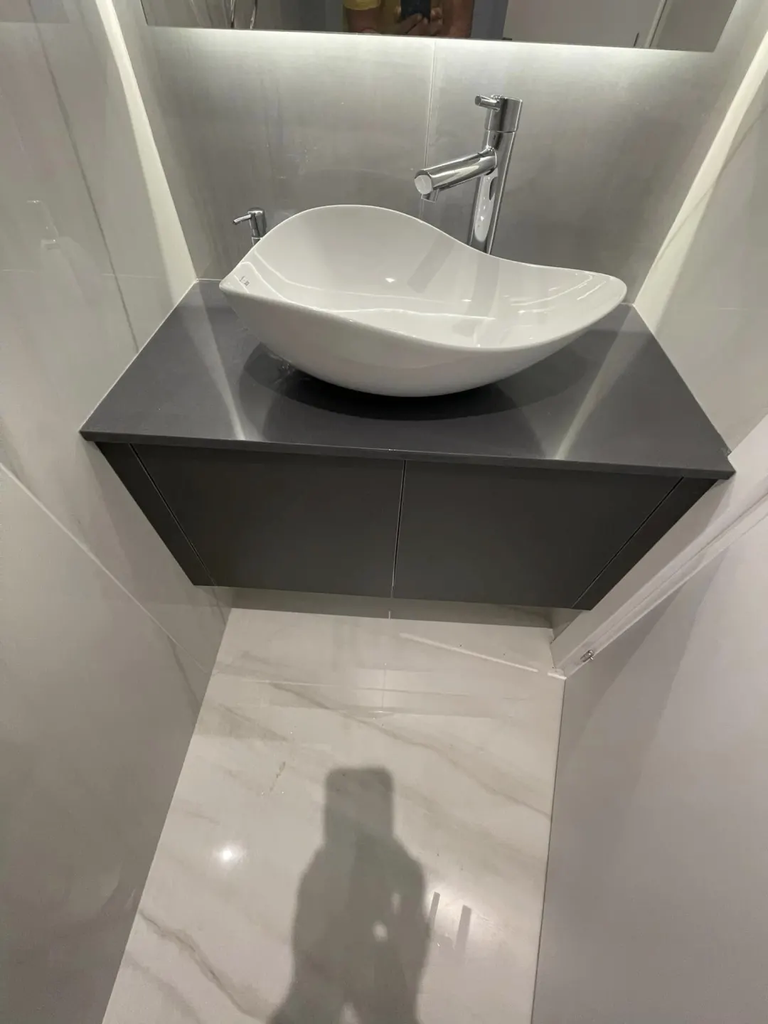 Έπιπλα WC — Άγγελος Αδάμου & Υιοί ΛΤΔ