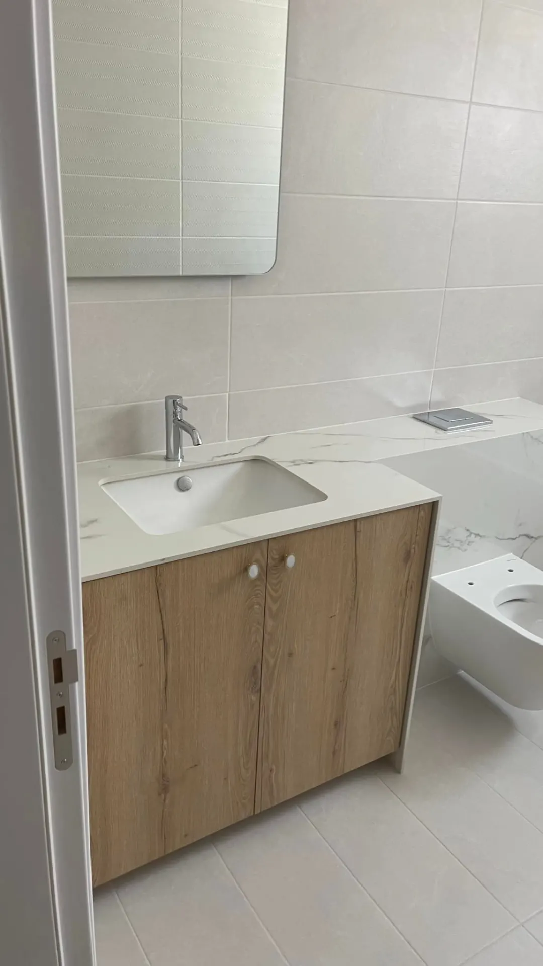 Έπιπλα WC — Άγγελος Αδάμου & Υιοί ΛΤΔ