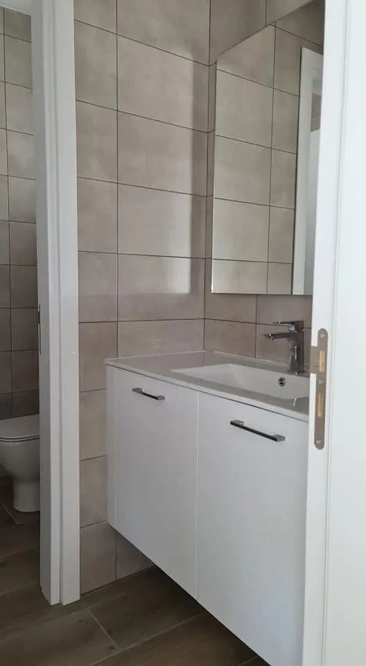 Έπιπλα WC — Άγγελος Αδάμου & Υιοί ΛΤΔ