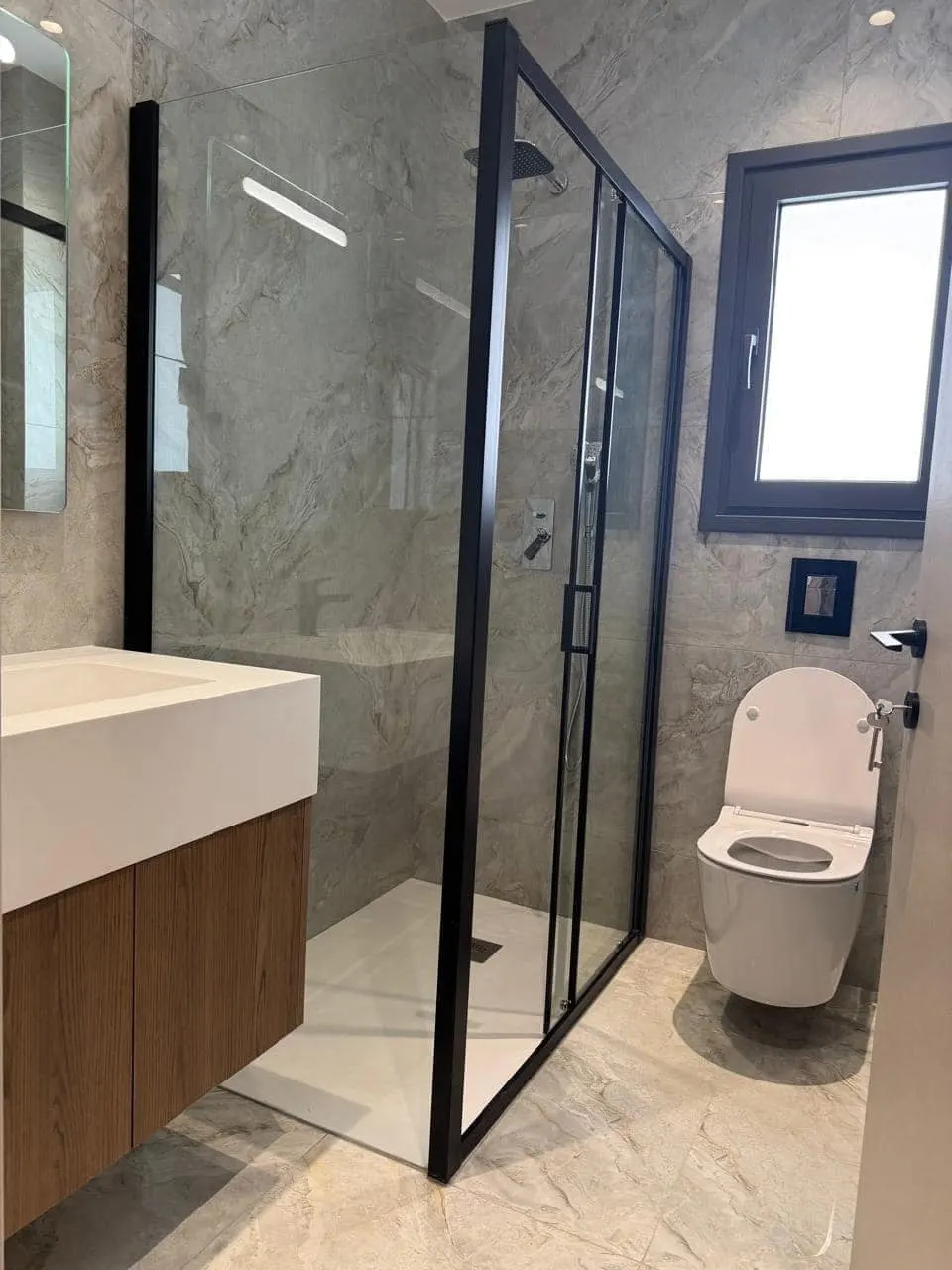Έπιπλα WC — Άγγελος Αδάμου & Υιοί ΛΤΔ
