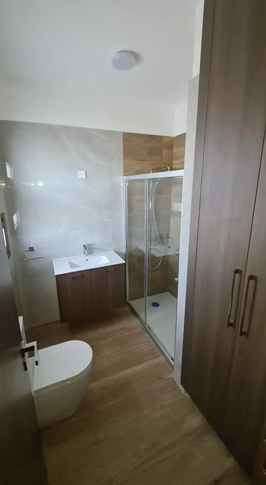 Έπιπλα WC — Άγγελος Αδάμου & Υιοί ΛΤΔ