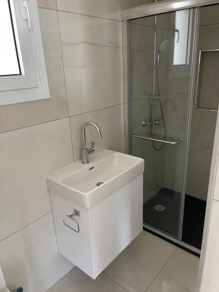 Έπιπλα WC — Άγγελος Αδάμου & Υιοί ΛΤΔ