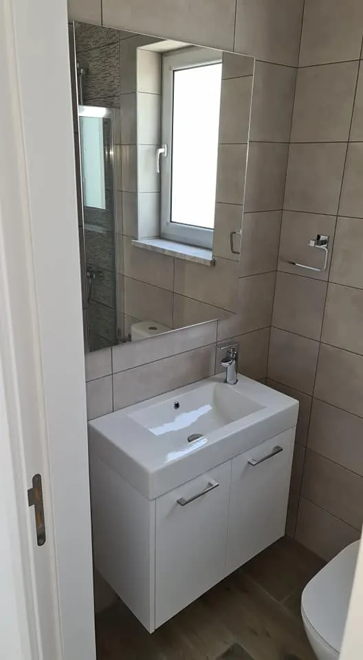 Έπιπλα WC — Άγγελος Αδάμου & Υιοί ΛΤΔ