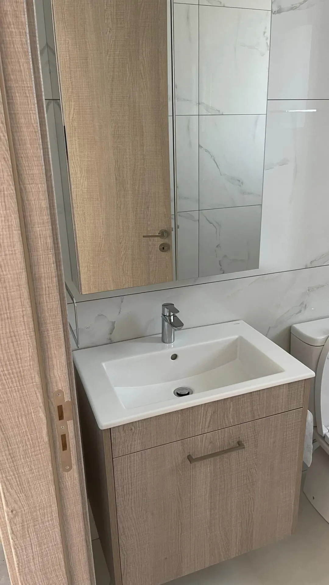 Έπιπλα WC — Άγγελος Αδάμου & Υιοί ΛΤΔ