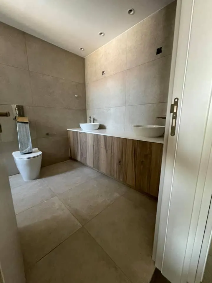 Έπιπλα WC — Άγγελος Αδάμου & Υιοί ΛΤΔ
