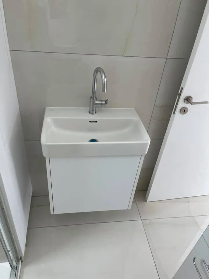 Έπιπλα WC — Άγγελος Αδάμου & Υιοί ΛΤΔ