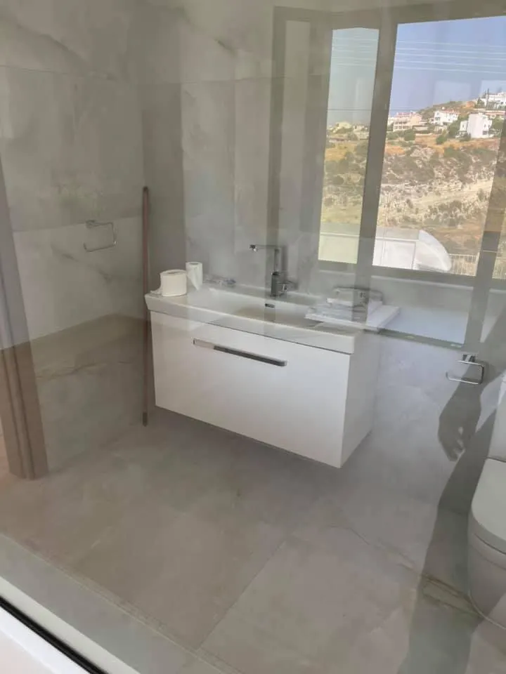 Έπιπλα WC — Άγγελος Αδάμου & Υιοί ΛΤΔ