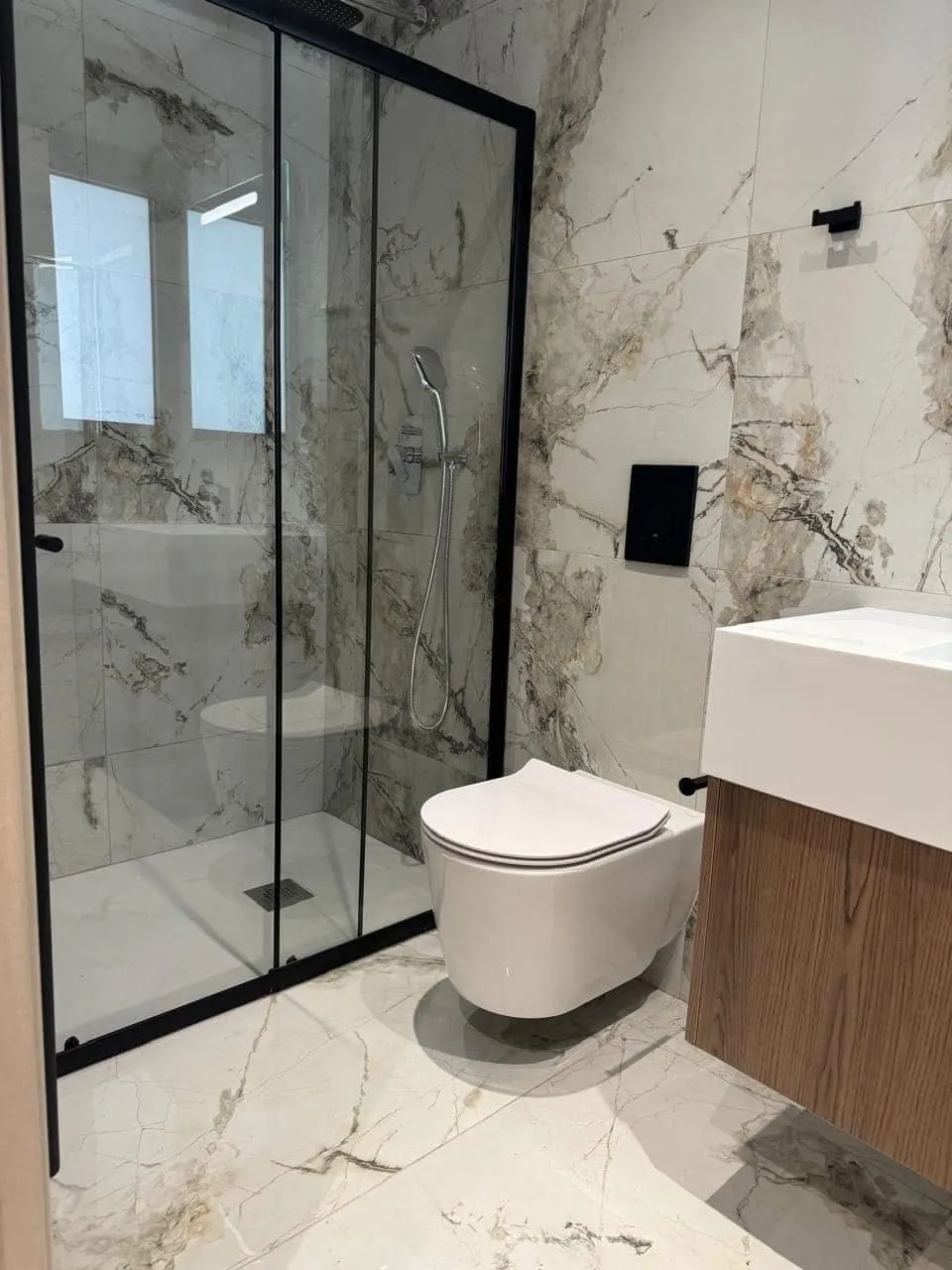 Έπιπλα WC — Άγγελος Αδάμου & Υιοί ΛΤΔ